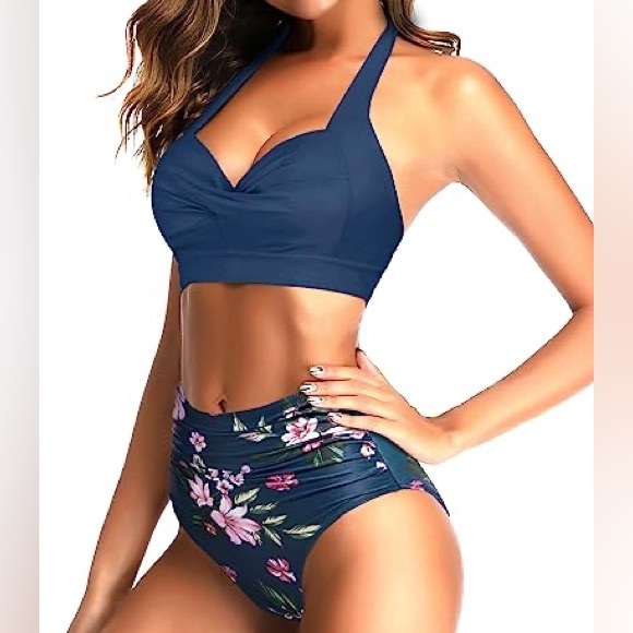 Tempt Me Halter Bikini Set - Picture 3 of 5